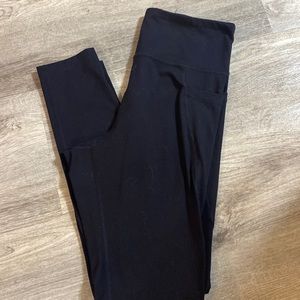 Womens athletic leggings